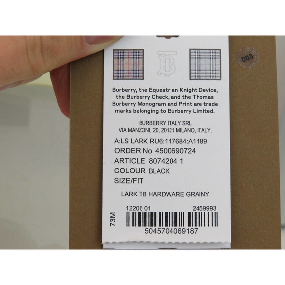 $480 BURBERRY LARK BLACK GRAINED LEATHER GOLD TB LOGO COMPACT TRIFOLD WALLET - Picture 15 of 15